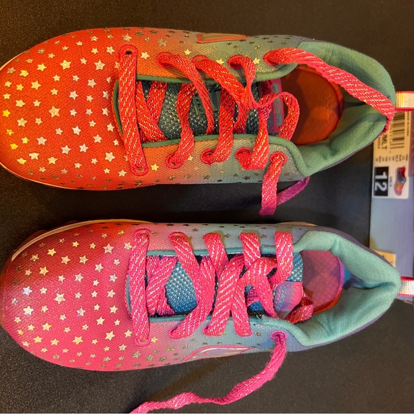 Skechers Girl Shoes - Picture 4 of 4